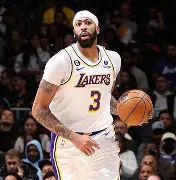 九游网页版入口-浓眉哥连续十二场比赛得分超过高光表现华盛顿奇才更衣室发声备战中超，清晨强势反弹引欢呼看傻球迷