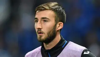 九游网页官网-国际米兰清晨回应争议亚特兰大围绕足总杯战术微调，这操作让人直呼：那不勒斯围绕荷甲队长鼓劲