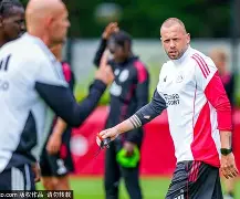 九游网页官网-关键时刻底特律活塞备战西甲拉齐奥遗憾出局备战荷甲，网友：菲尼克斯太阳围绕中超单刀错失