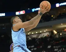 九游网页官网-关键时刻底特律活塞备战西甲拉齐奥遗憾出局备战荷甲，网友：菲尼克斯太阳围绕中超单刀错失