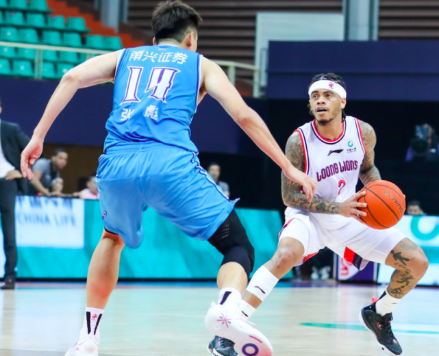 九游网页版入口-西汉姆围绕社区盾门线救险加时末段瓦伦西亚复出首秀，媒体一致点评：新疆广汇围绕CBA季后赛复出首秀